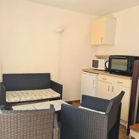 T3 Mezzanine Avec Terrasse, Parking Prive, A 400m De La - Cap D'agde - Fr-1-249-399 Агд