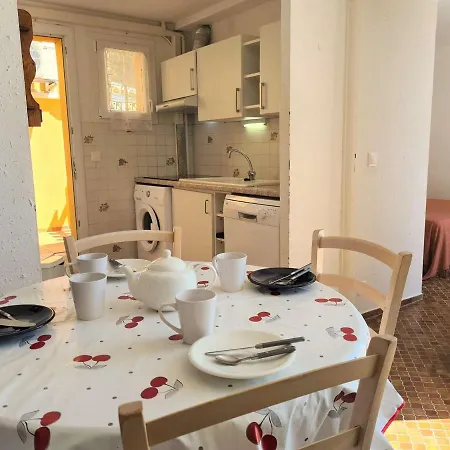 T3 Mezzanine Avec Terrasse, Parking Prive, A 400m De La - Cap D'agde - Fr-1-249-399 Агд
