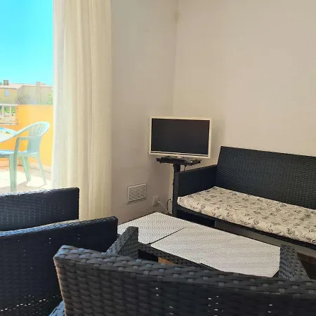 T3 Mezzanine Avec Terrasse, Parking Prive, A 400m De La - Cap D'agde - Fr-1-249-399 Агд